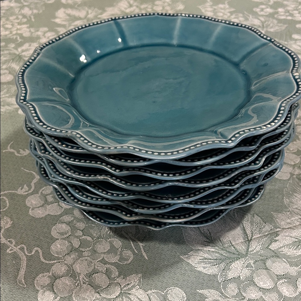 The Pioneer Woman 10” Paige Teal Dinner Plate Set of 4 (Two Sets Available) - Picture 4 of 4